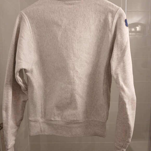 Vintage Champion Notre Dame Fighting Irish Sweatshirt - Picture 11 of 11